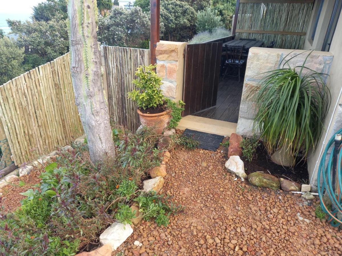 Mussel Beach Holiday Lets Apartment Cape Town Exterior photo